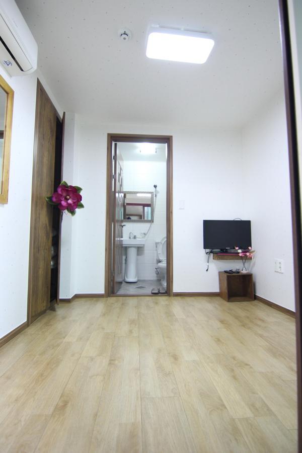 Eunhaengro 86.2 Hotell Jeonju Exteriör bild